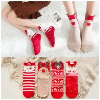 Vianočné ponožky Bavlna ženy Ponožky Žena Pančuchy Cartoon Vianoce Cute Santa Claus Elk majú NOVÉ Rokov 2022 Vianočné Série
