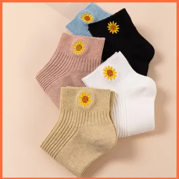 Nový Produkt Pure Color Jar Leto Módne Zábavné Ponožky Bavlna Slnečnice Výšivky Vzor Krátke Ponožky Ženy Calcetines Mujer