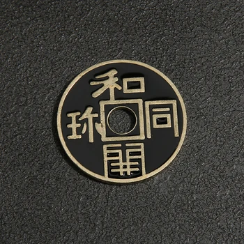 1PC Japonsko Staroveké Mince Kúzla (Morgan Mince Veľkosť), Nachádzajúce sa Vytráca Black Mince Magie Rekvizity Príslušenstvo Trik